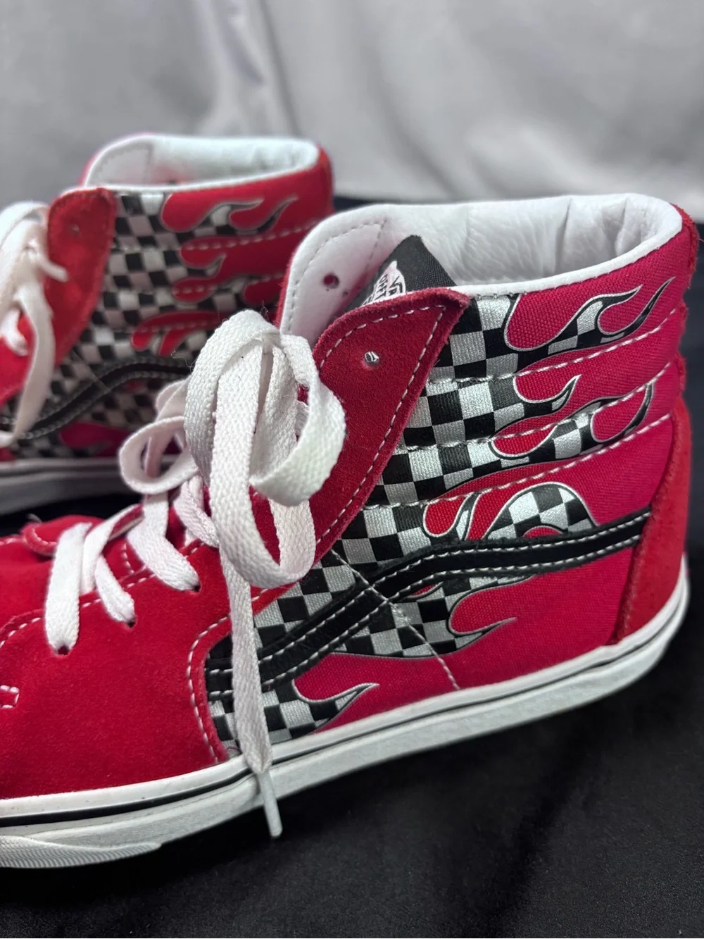 Vans Sk8-Hi Reflect Check Flame High-Top Sneakers – Youth Size 7